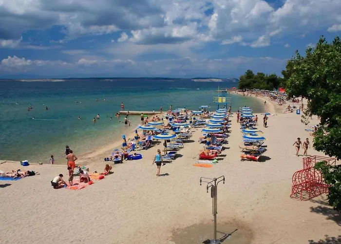 Apartmán In Fuer 4 Personen Mit Terrasse By Interhome Crikvenica