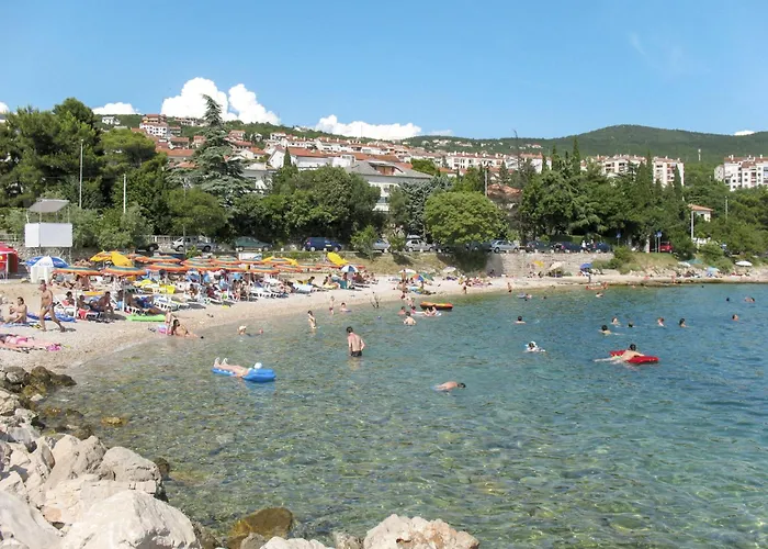 Apartmán In Fuer 4 Personen Mit Terrasse By Interhome Crikvenica